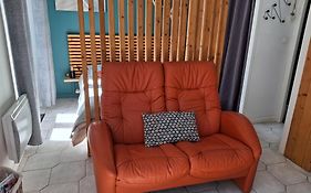 Beau studio avec balcon